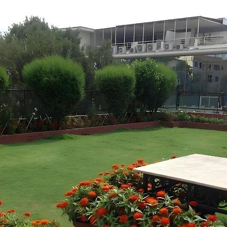 Hotel Mountain Kathmandu Exterior foto