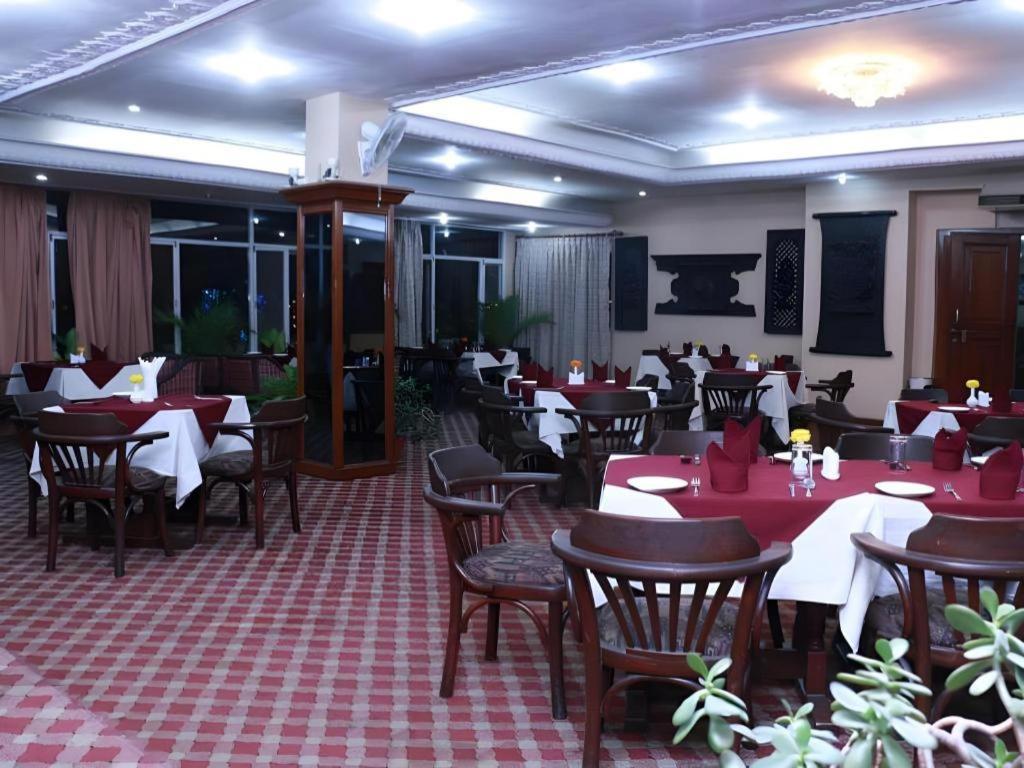 Hotel Mountain Kathmandu Exterior foto