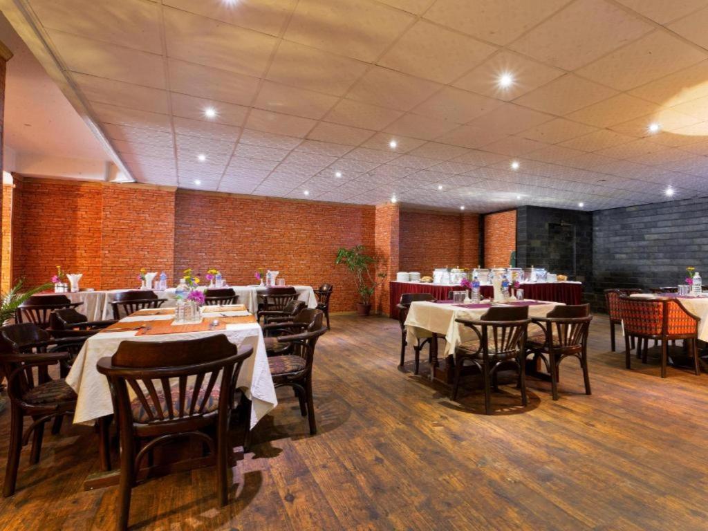 Hotel Mountain Kathmandu Exterior foto
